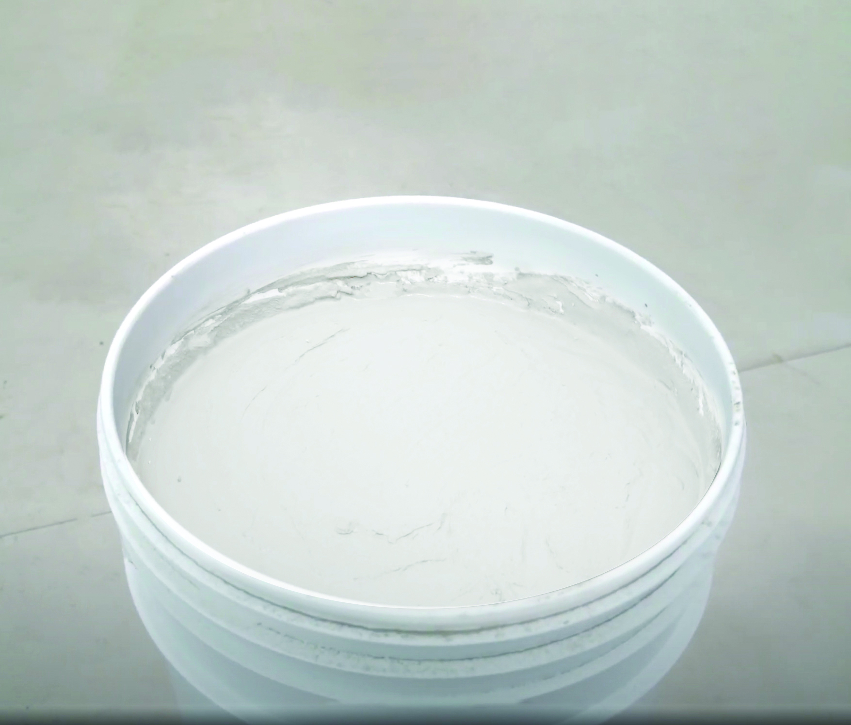 Chờ 3-4 phút trước khi chà ron